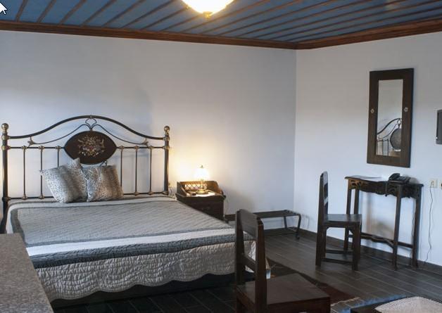 Hotel Dryades Negades Номер фото